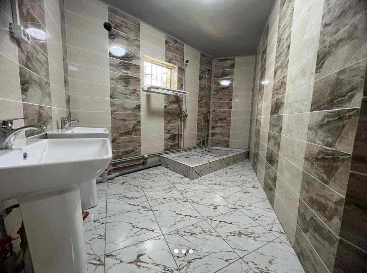 Kuze Hostel Алма Ата Екстериор снимка